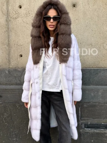 Шуба норковая  - капюшон куница - фото 8