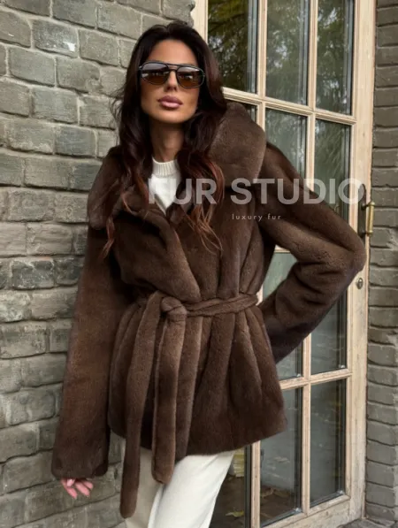 Шуба автоледи с капюшоном - фото 6