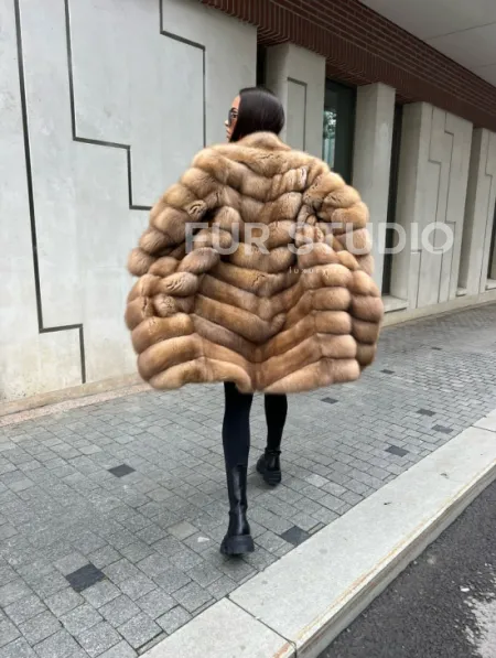 Шуба из лесной куницы - фото 6