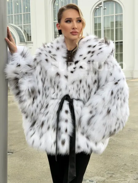 Шуба из лисьего меха под рысь с капюшоном - фото 10