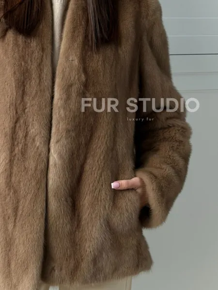 Женский норковый полушубок пастель - фото 1