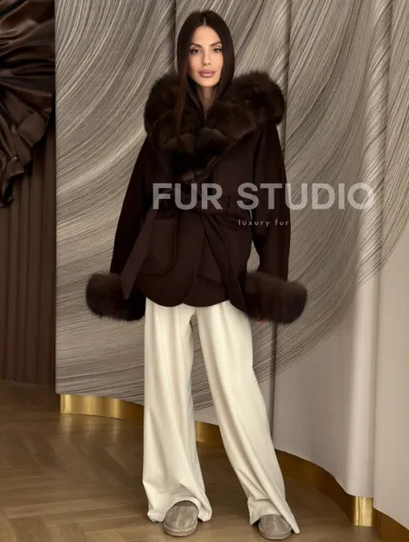 Пальто с мехом песца под соболь - фото 7