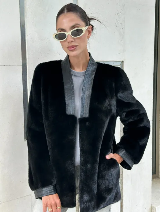 Шуба - жакет из меха норки с отделкой из кожи - фото 4