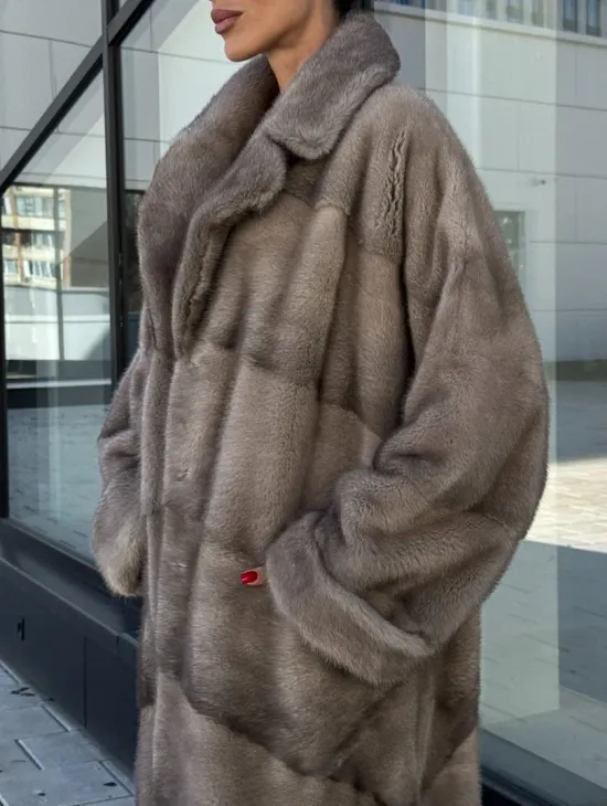 Шуба из меха норки в стиле «Oversize» - цвет сильвер - фото 1