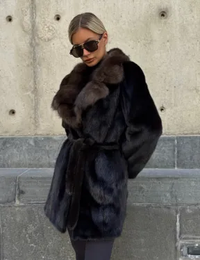 Норковая шуба махагон с куницей - фото 9