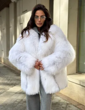 Шуба из белой арктической лисы - фото 9