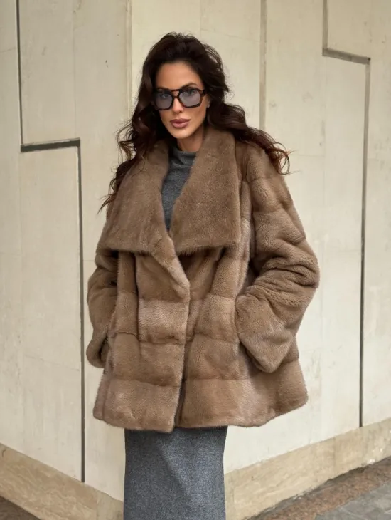 Норковая шуба бежевая - фото 12