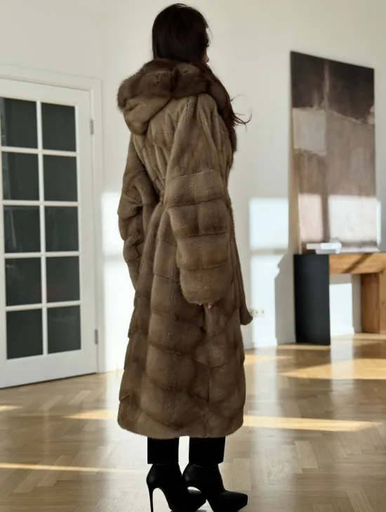Бежевая норковая шуба с капюшоном куница - фото 5