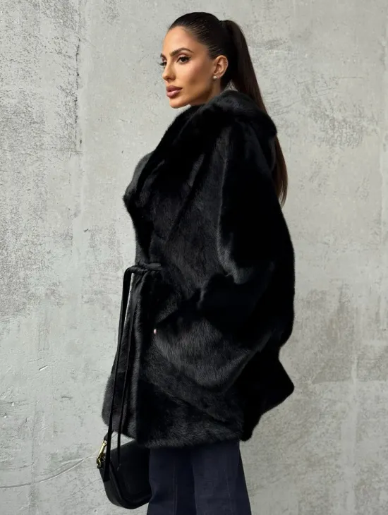 Полушубок черный норковый с капюшоном - фото 5