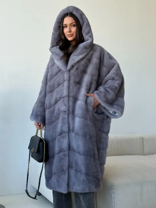 Голубая норковая шуба с капюшоном oversize - фото 7