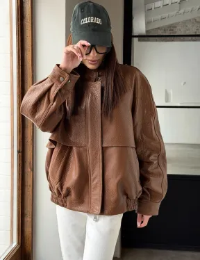 Стильная кожаная куртка - фото 8