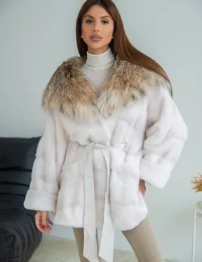 Шуба-пончо из меха норки с капюшоном из рыси - фото 2