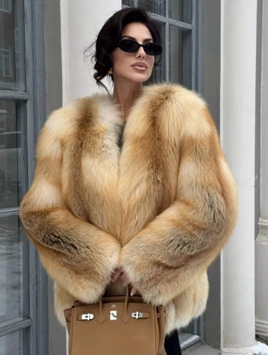 Шуба Premium из меха альпийской лисы - GOLDEN FOX - фото 0